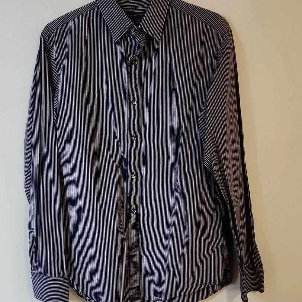 Banana republic medium shirt top striped button down 15 - 15.5 shirt work preown